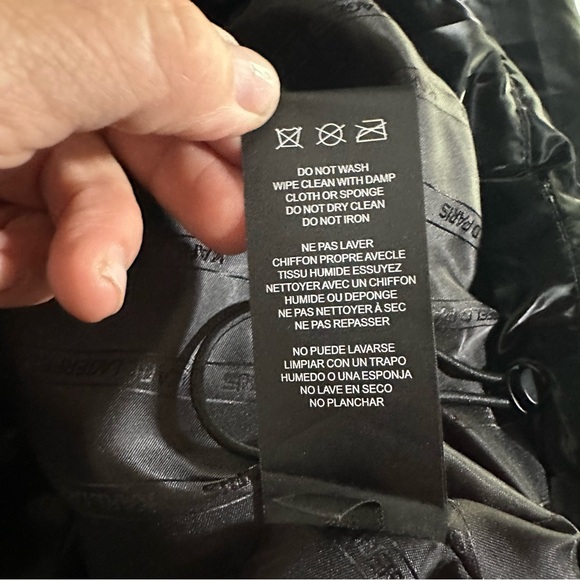 Karl Lagerfeld Paris Men's Shiny Bitmap Printed Black Down Puffer Jacket M NWOT - Picture 8 of 9